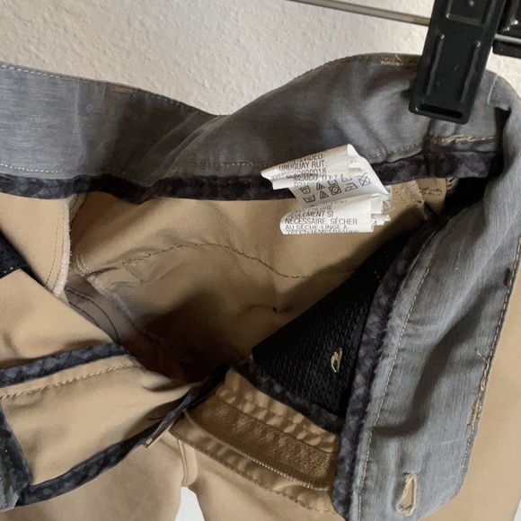 Mens Quiksilver Tan Shorts size 30 - Picture 10 of 10